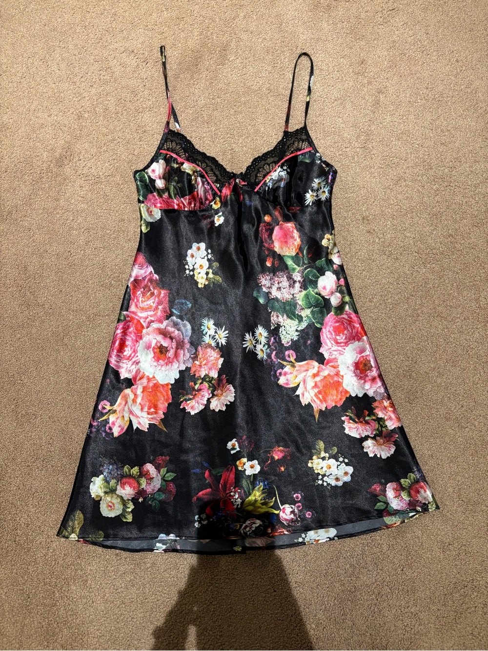 La vie en rose Floral Satin Slip Dress Nightgown in Black and Pink size xs